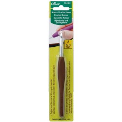 Clover Amour Crochet Hook 6MM