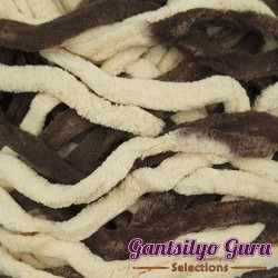 Gantsilyo Guru Super Bulky Chenille Nutty