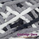 Gantsilyo Guru Super Bulky Chenille Seal