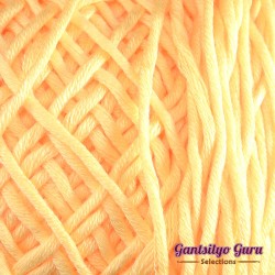 Gantsilyo Guru Bulky Cashmere Blend Canary