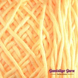 Gantsilyo Guru Bulky Cashmere Blend Canary